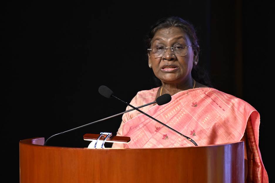 President Murmu enquires about Odisha flood situation, speaks to CM Majhi