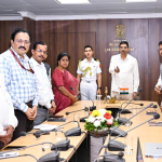 Rahul meets farmers over trade deal